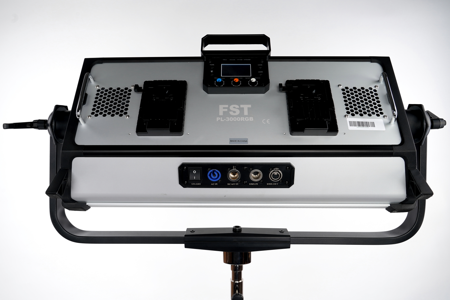 Светодиодная панель FST PL-3000RGB профессиональная